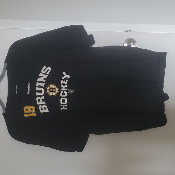 Reebok Other - Reebok Bruins Hockey Seguin 19 tshirt size xL black and yellow